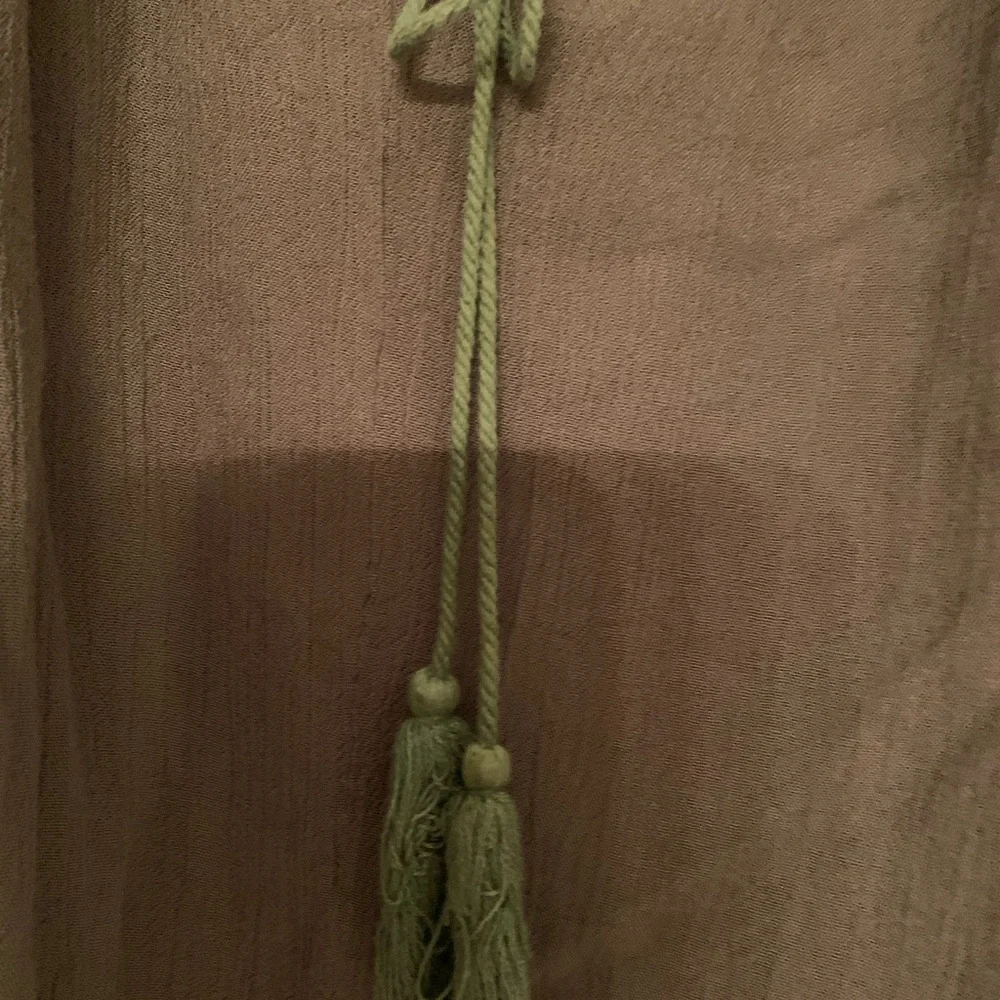COMFORTABLE FLOWING TOP / - Picture 4 of 4